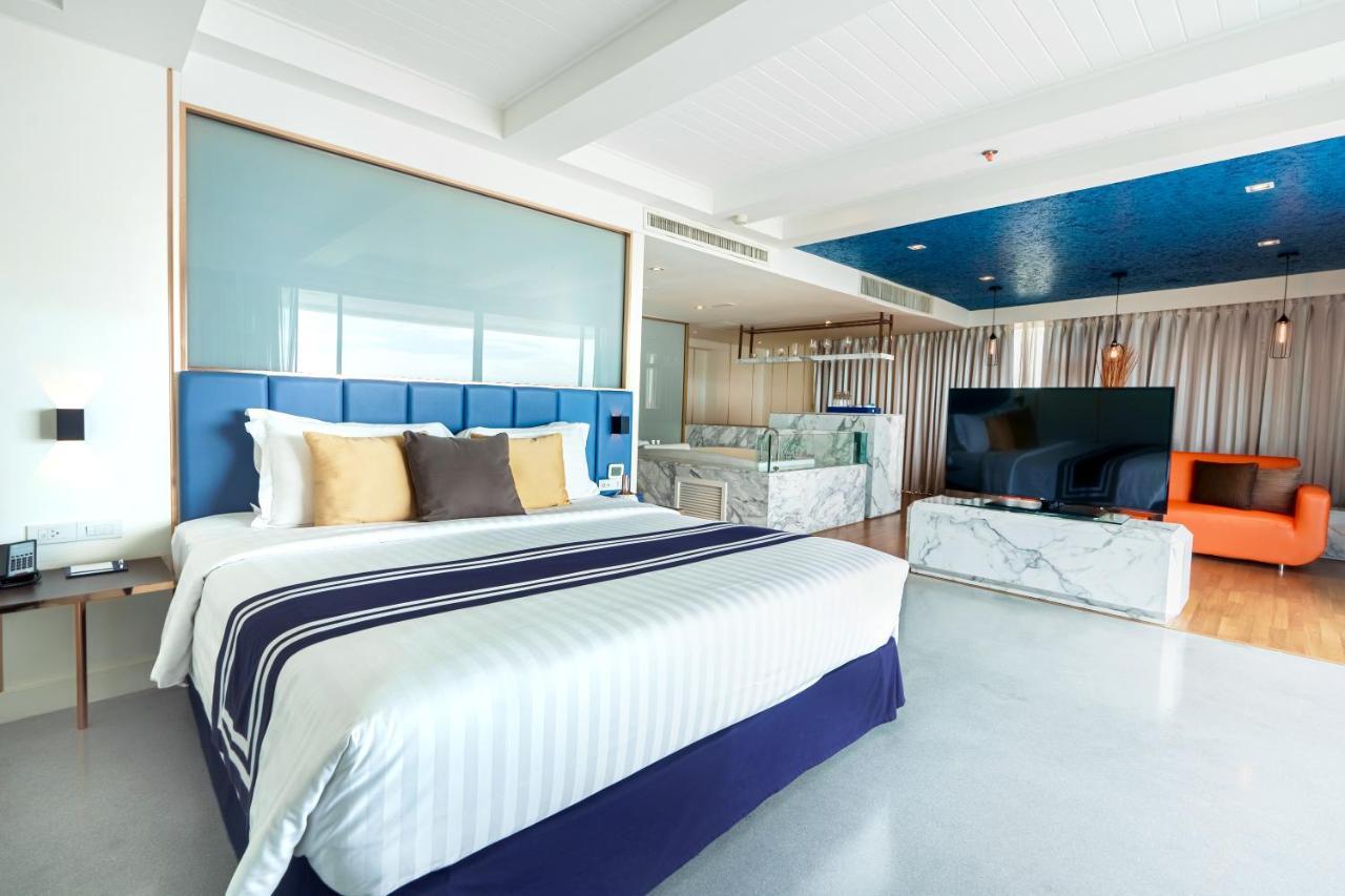 A-One The Royal Cruise Hotel Pattaya - Sha Extra Plus Exterior photo