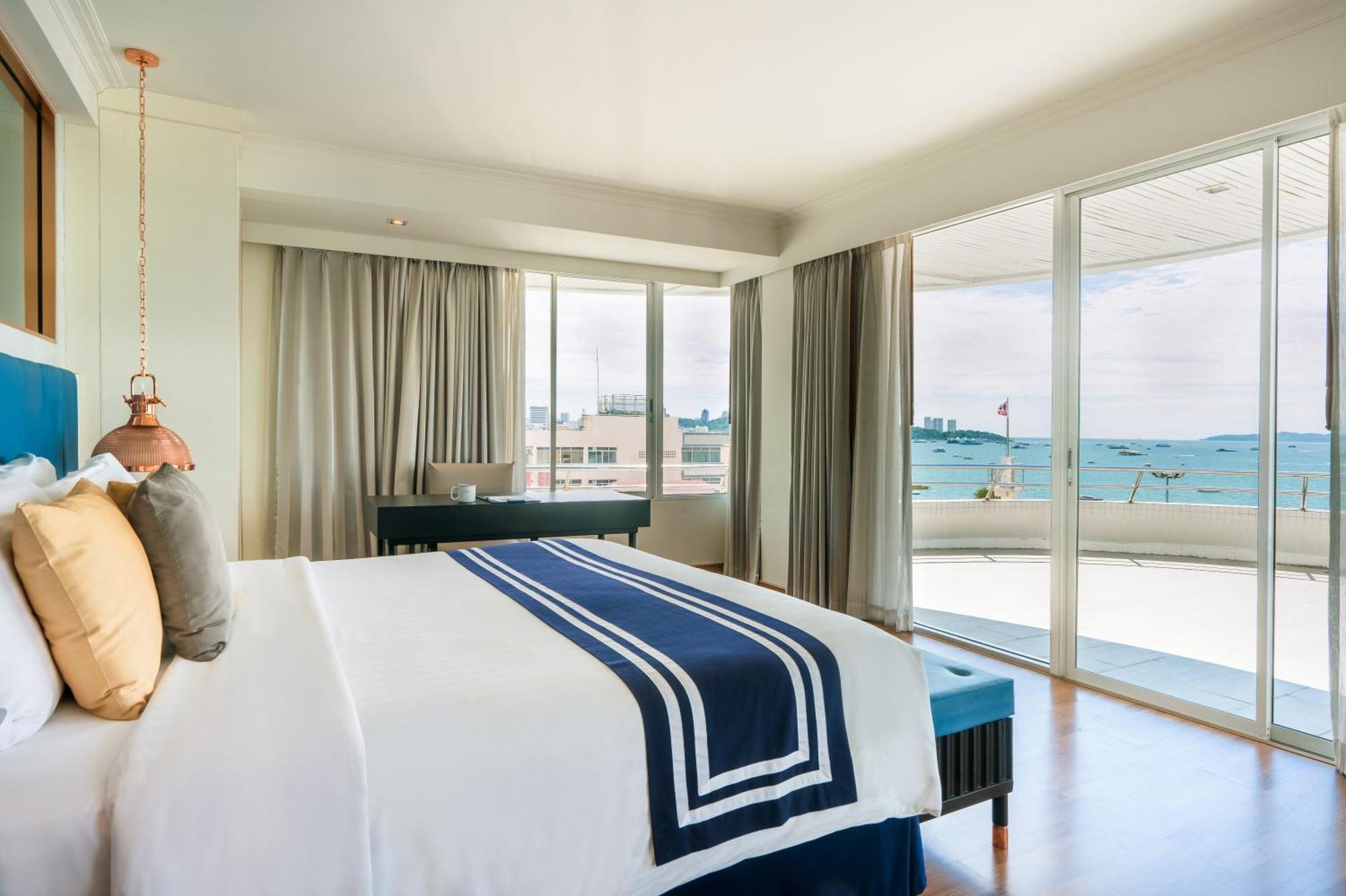 A-One The Royal Cruise Hotel Pattaya - Sha Extra Plus Room photo